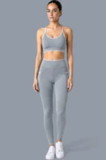 Quarzgraues Set - Oberteil + Leggings