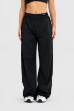 Black wide-leg trousers with pockets