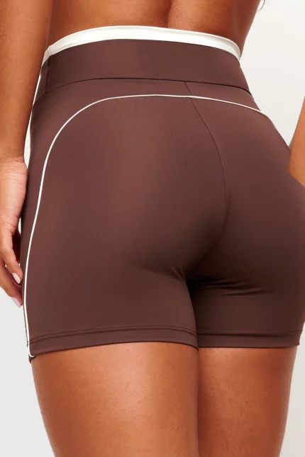Truffle brown high-waisted shorts Midnight