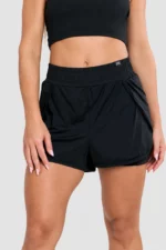 Black 2-in-1 shorts with inner pockets