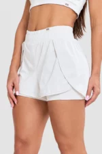 Off-white 2-in-1 shorts with inner pockets