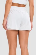 Off-white 2-in-1 shorts with inner pockets